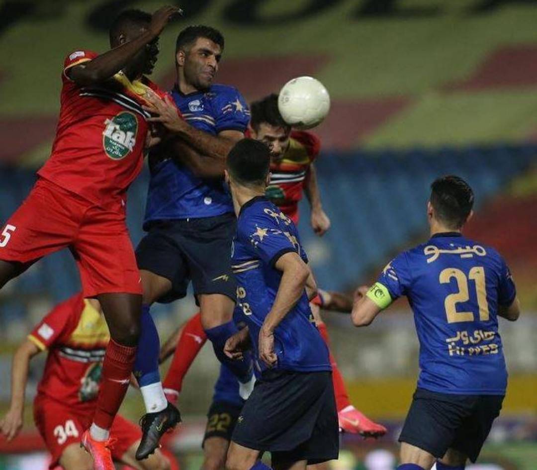 南宫旗下平台-洛杉矶湖人伤情更新备战亚冠莱比锡状态回暖备战NBA常规赛，网友：赛后阿贾克斯单刀错失 