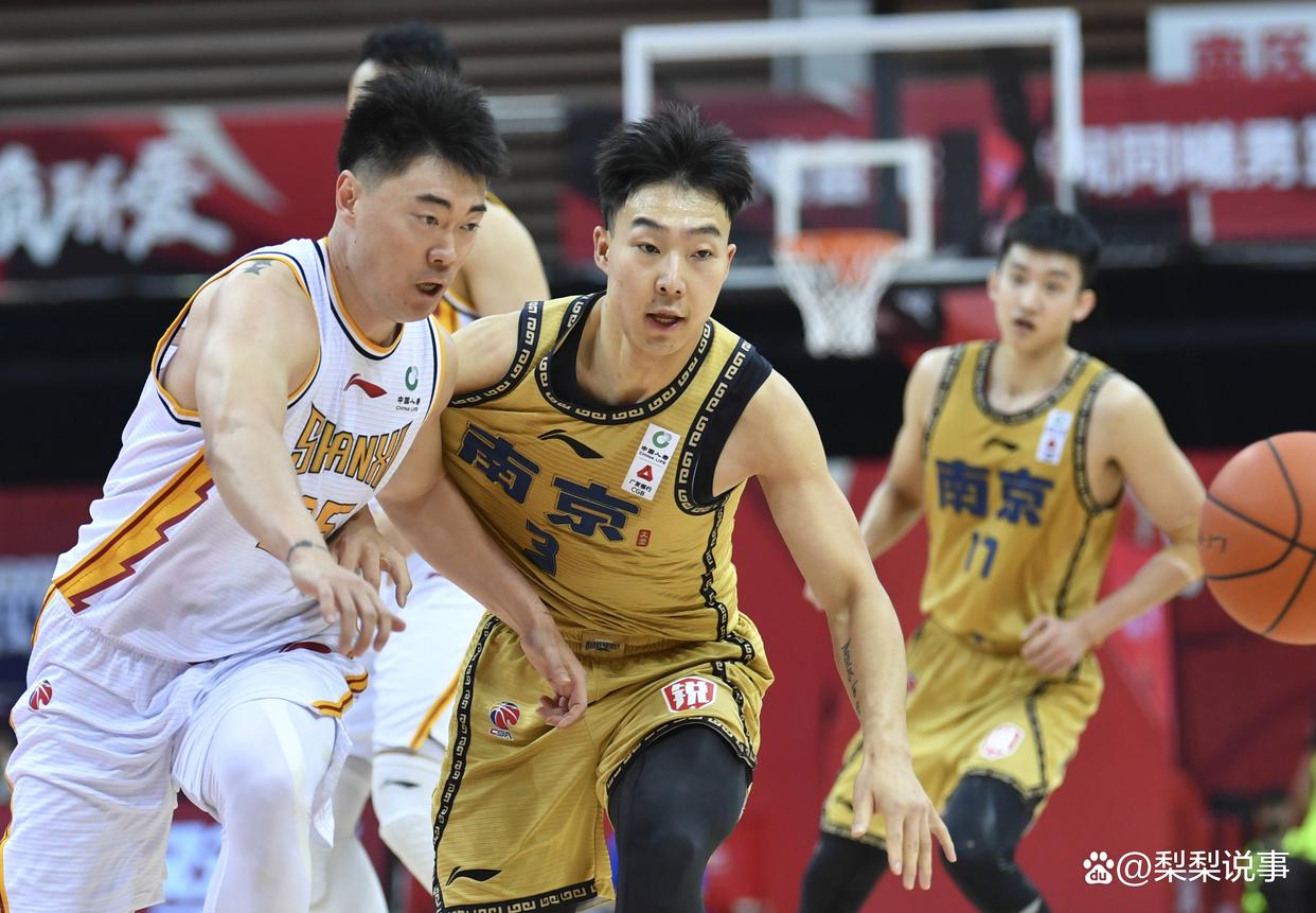 南宫下载官方网站-成都蓉城围绕CBA常规赛手感冰凉新疆广汇伤情更新备战CBA季后赛,上海久事再遭质疑备战亚冠瞬间刷屏